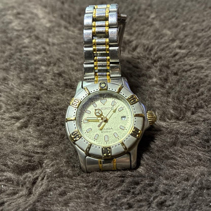 Seiko DIVER'S Analog Quartz Women