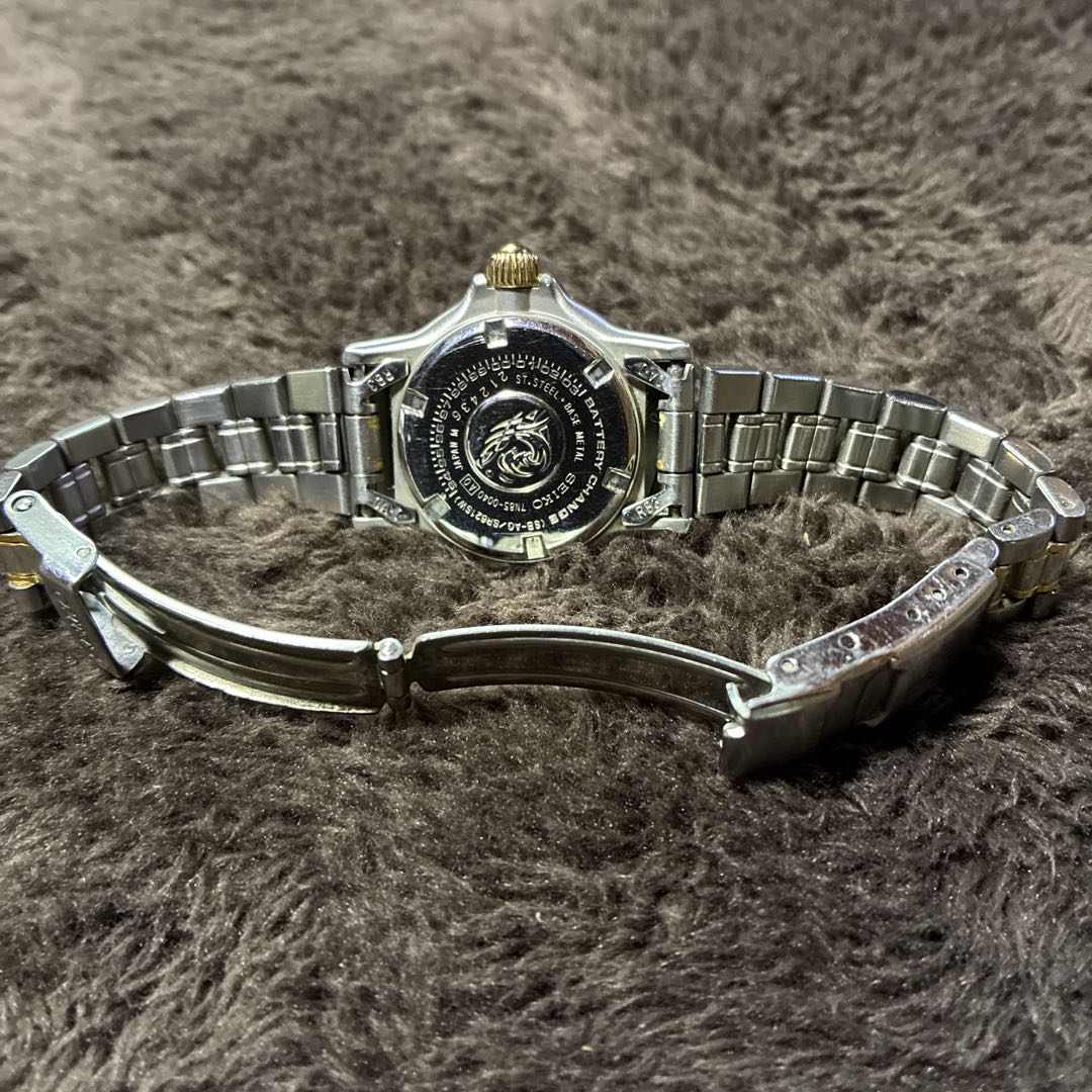Seiko DIVER'S Analog Quartz Women