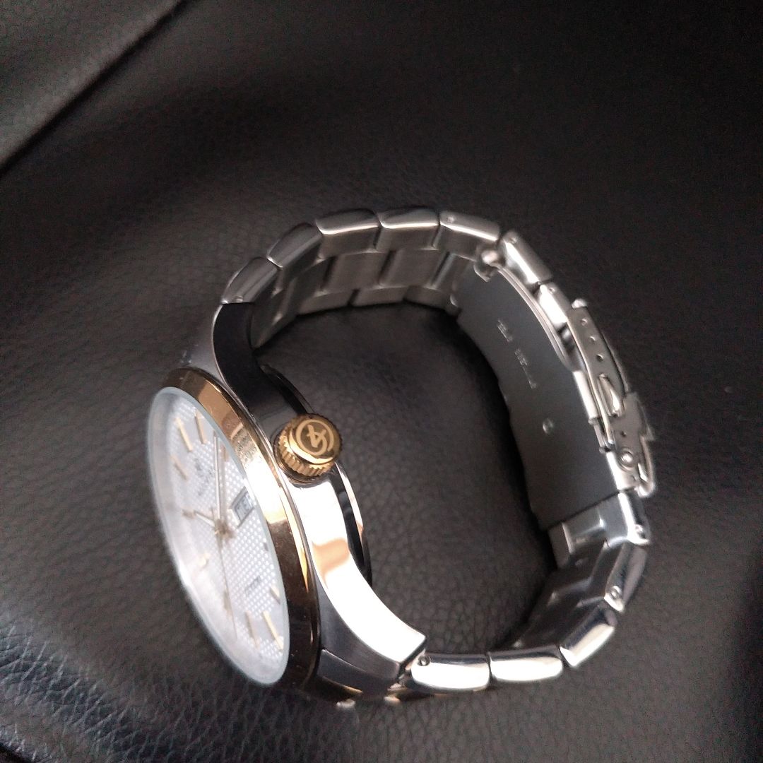 Accurist Analog Quartz Men