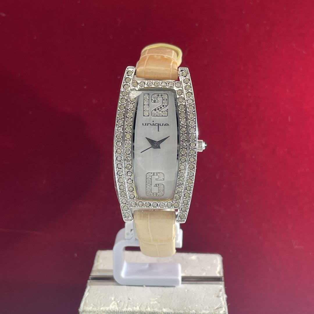 Unique Analog Quartz Women Watch Japanese Movement Battery Replaced Unused
