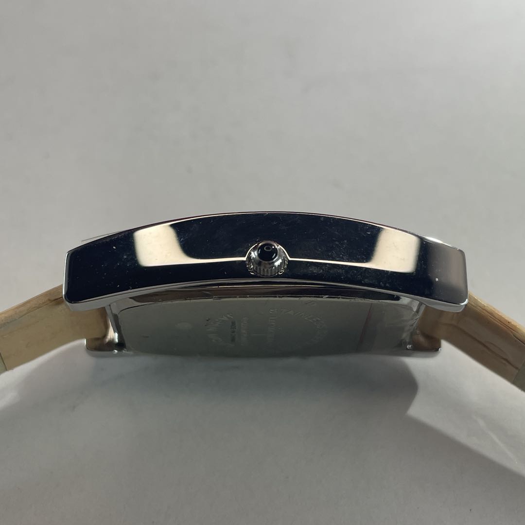 Unique Analog Quartz Women Watch Japanese Movement Battery Replaced Unused