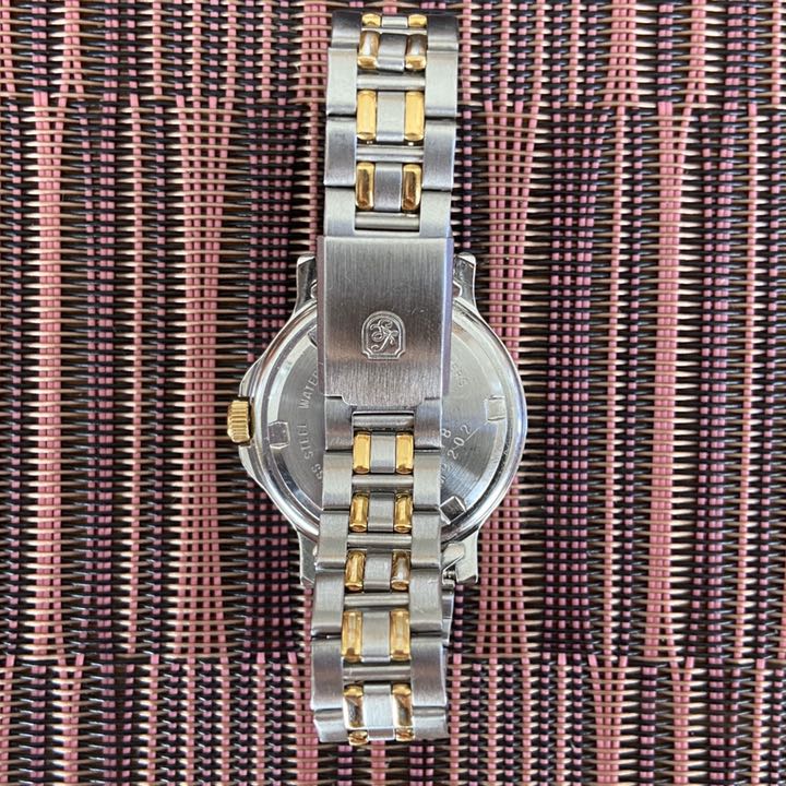 Lowsell Analog Quartz Women