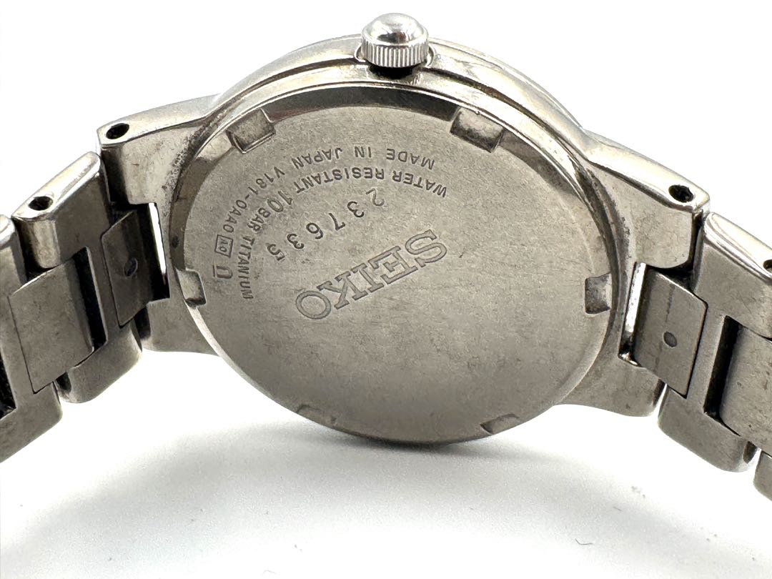 Seiko Selection V181-0AA0 Analog Quartz Women Solar Titanium Vintage Mother Of Pearl Junk Women'S Watch Japan