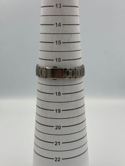Seiko Selection V181-0AA0 Analog Quartz Women Solar Titanium Vintage Mother Of Pearl Junk Women'S Watch Japan