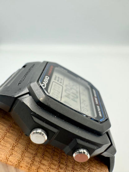 Casio W-800H 3224 Digital Quartz Unisex Adults Illuminator Wristwatch 100M Water Resistant