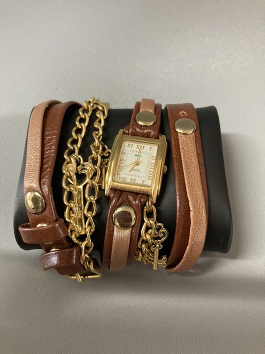 Citizen Club La Mar Analog Quartz Women