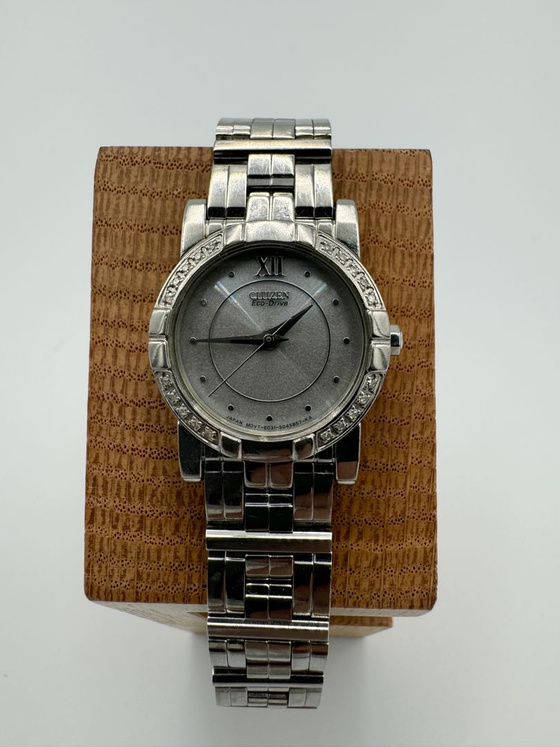 Citizen Eco-Drive E031-S032241 Analog Quartz (Solar Powered) Women Vtg. Crystal Bezel Gray Dial Ladies Watch Working