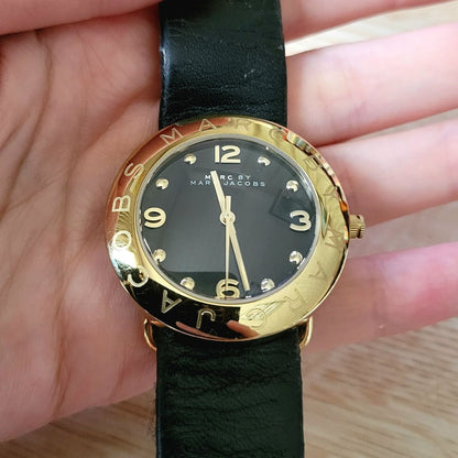Analog Quartz Women