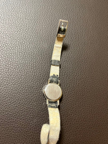 Tissot Analog Mechanical (Manual) Women