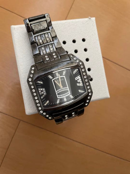 Juggler Analog Quartz Women