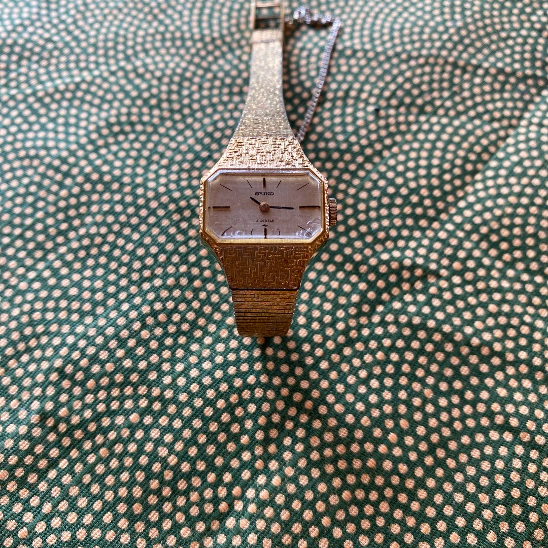 Seiko GSP 11-3870 Analog Quartz Women