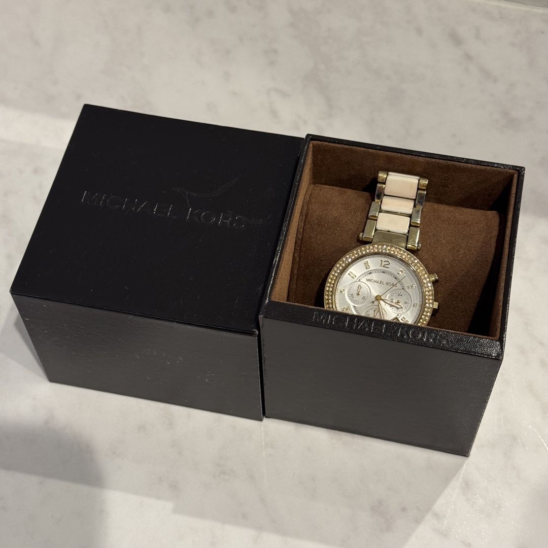 Michael Kors Analog Quartz Women