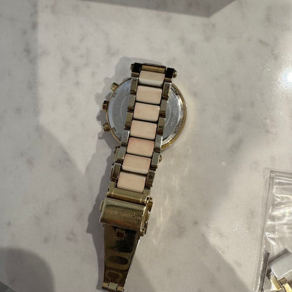 Michael Kors Analog Quartz Women