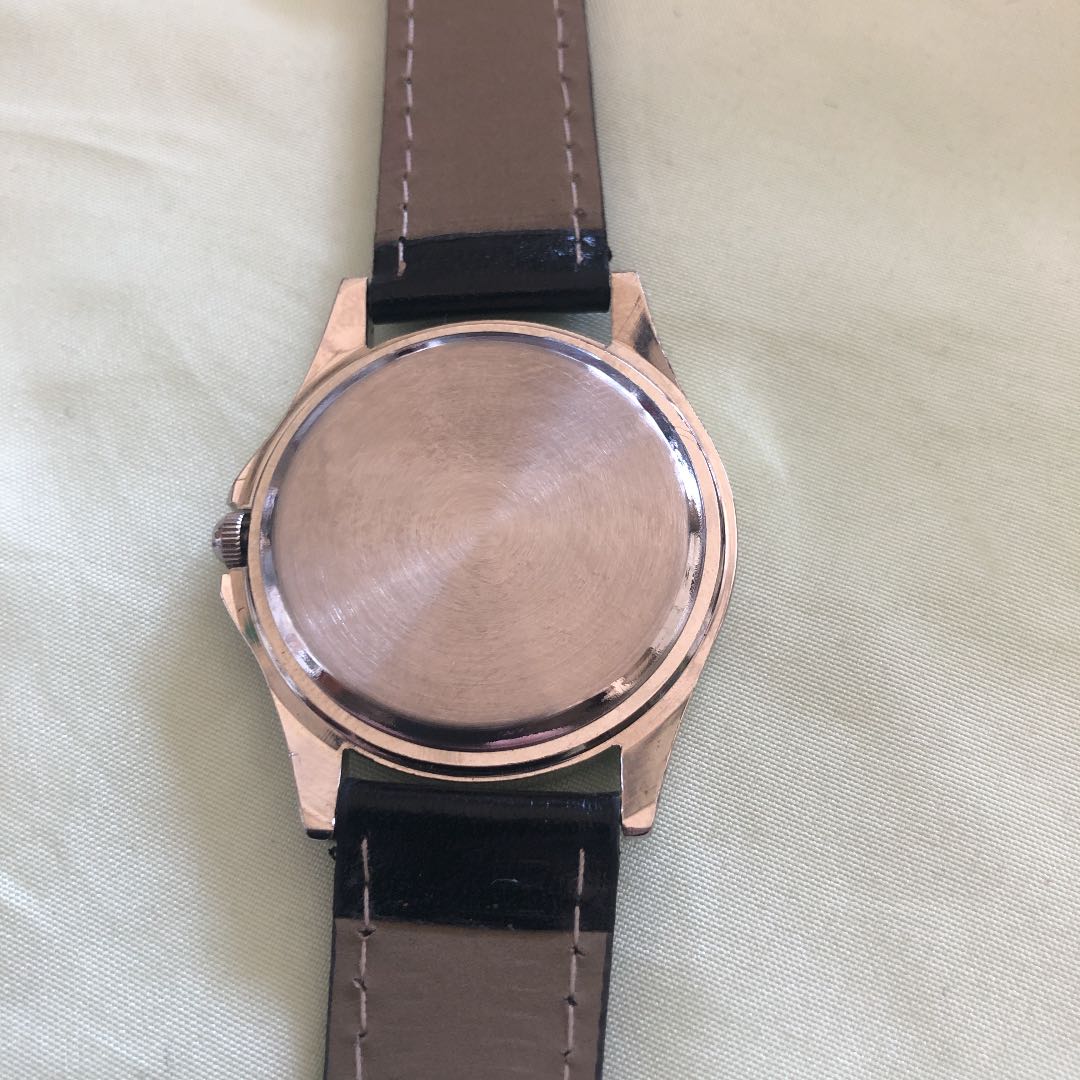 Eiger Analog Quartz Women