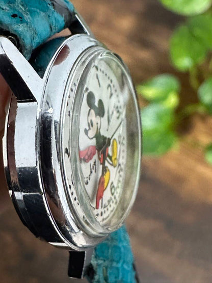 Seiko Alba Disney Analog Quartz Women Rare Retro Mickey Watch