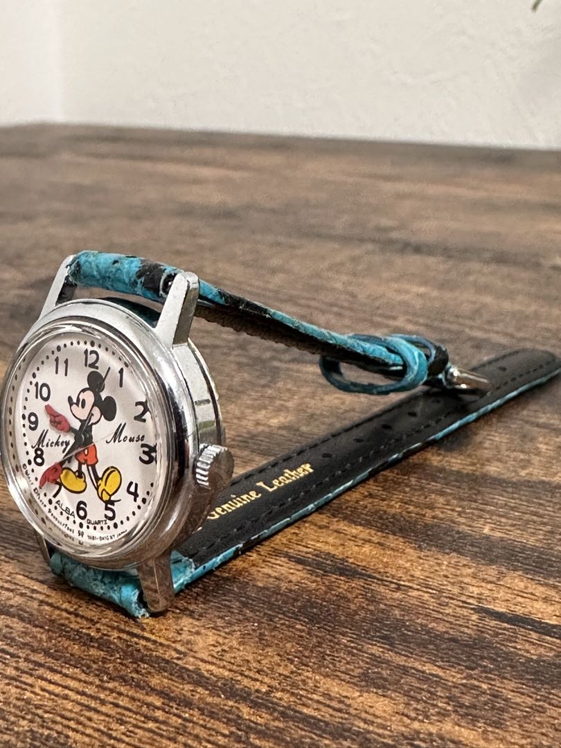 Seiko Alba Disney Analog Quartz Women Rare Retro Mickey Watch