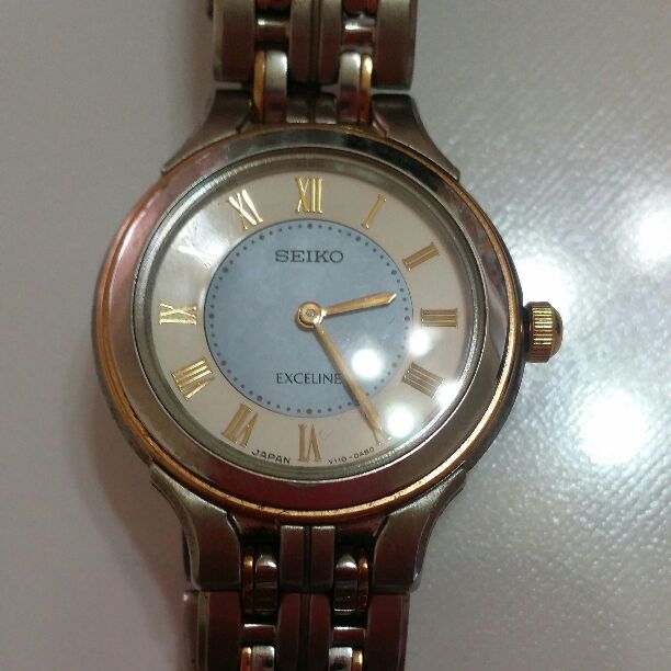 Seiko EXCELINE Analog Quartz Women