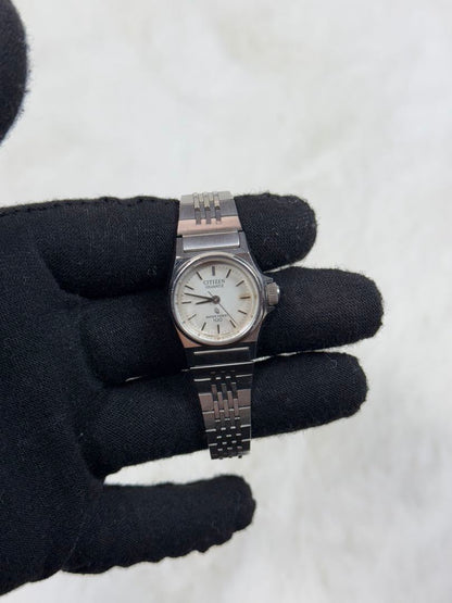 CITIZEN 4-104994 Analog Quartz Women