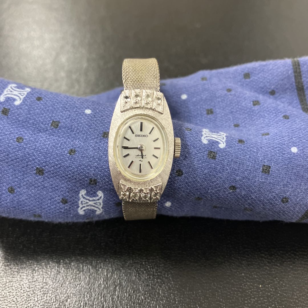 Seiko 1140-7060 Analog Mechanical (Manual) Women