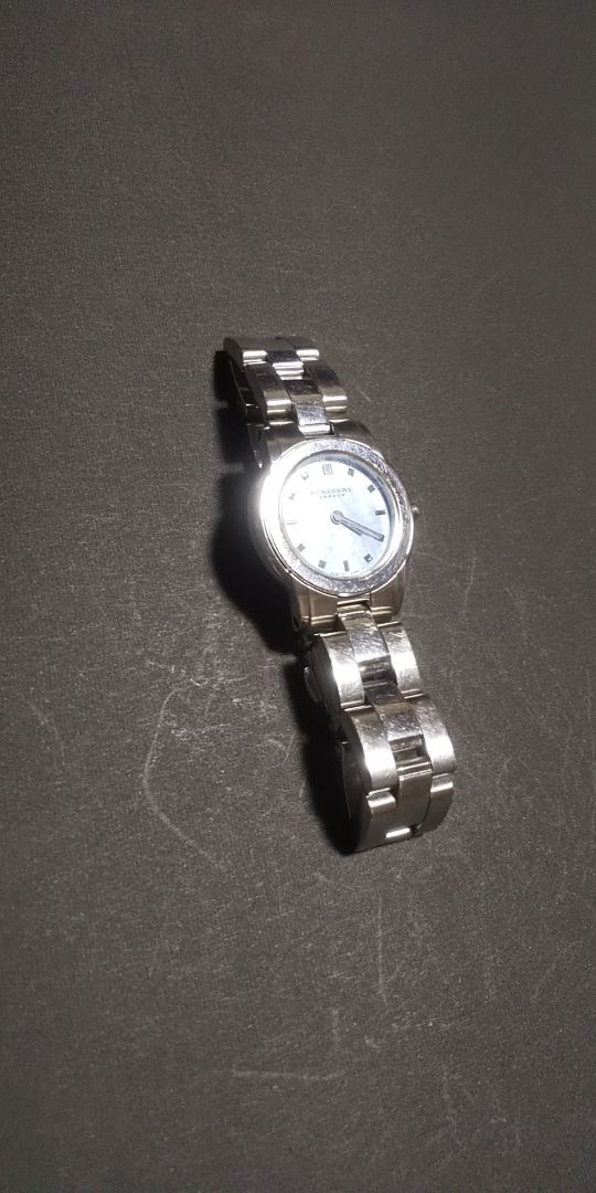 BURBERRY Analog Quartz Women