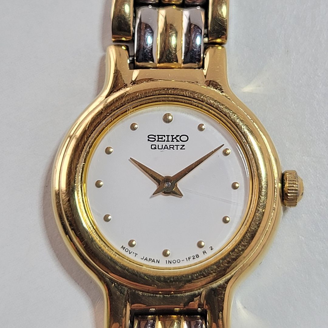 Seiko Analog Quartz Women