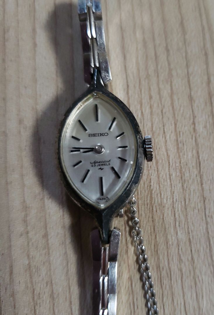 Seiko Analog Mechanical (Manual) Women