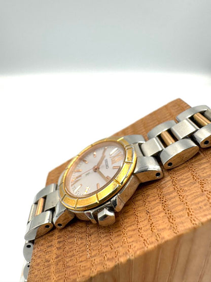 Seiko Lk / Lukia V111-0AC0 Analog Quartz Women