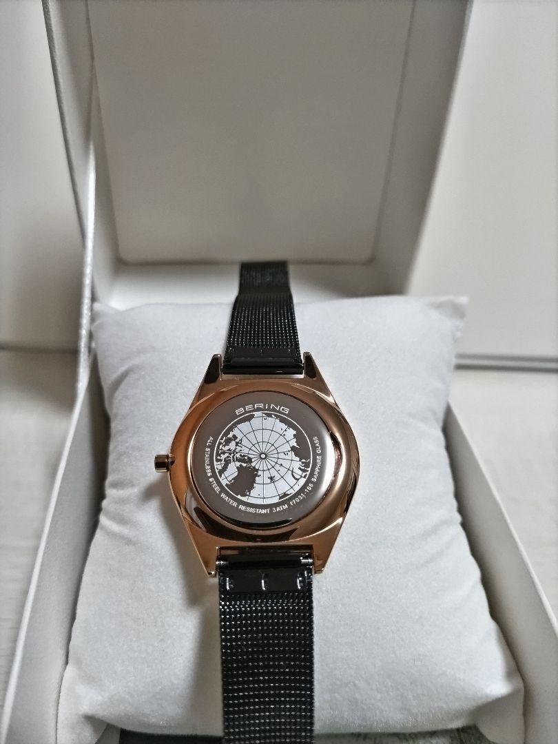 Analog Quartz Women