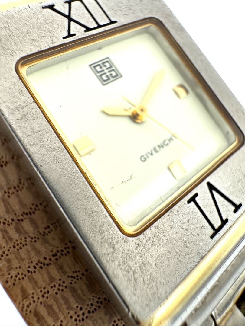 Givenchy Analog Quartz Women Watch