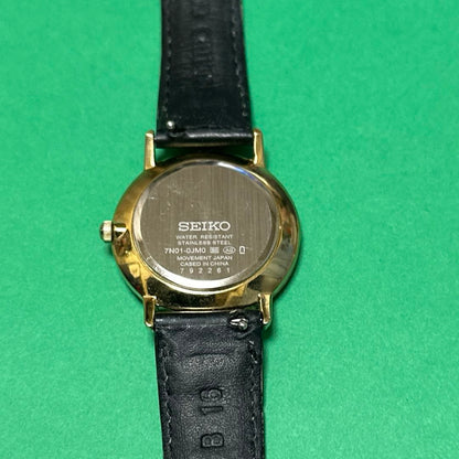 Seiko 7N01-0ZP8 Analog Quartz Women