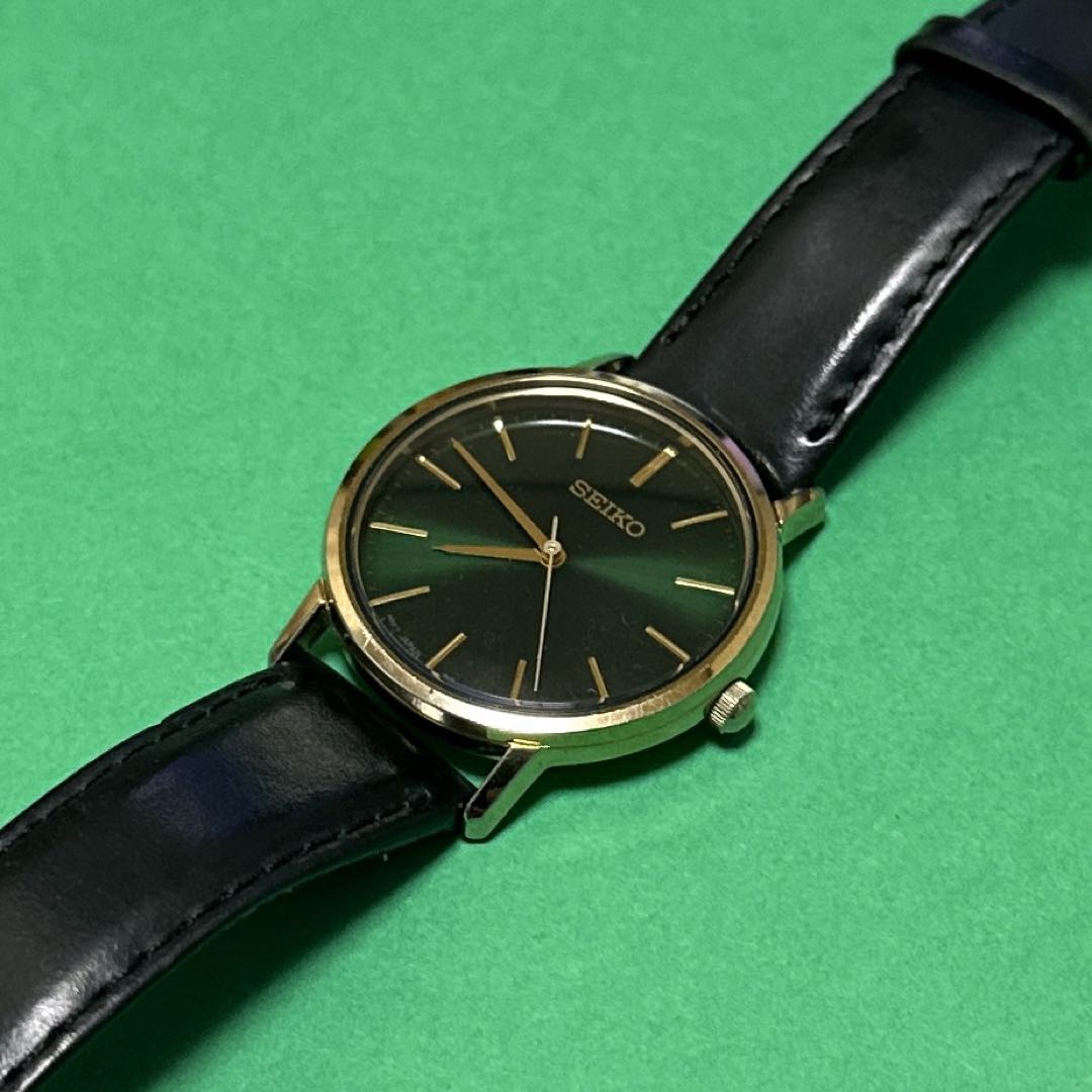 Seiko 7N01-0ZP8 Analog Quartz Women