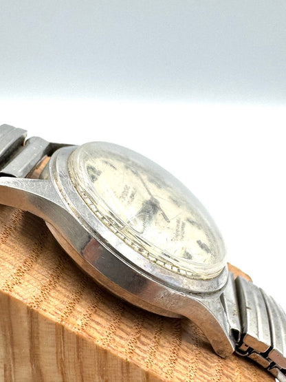 Geneve Analog Mechanical (Manual) Women 17 Jewels Manual Winding Watch For Parts