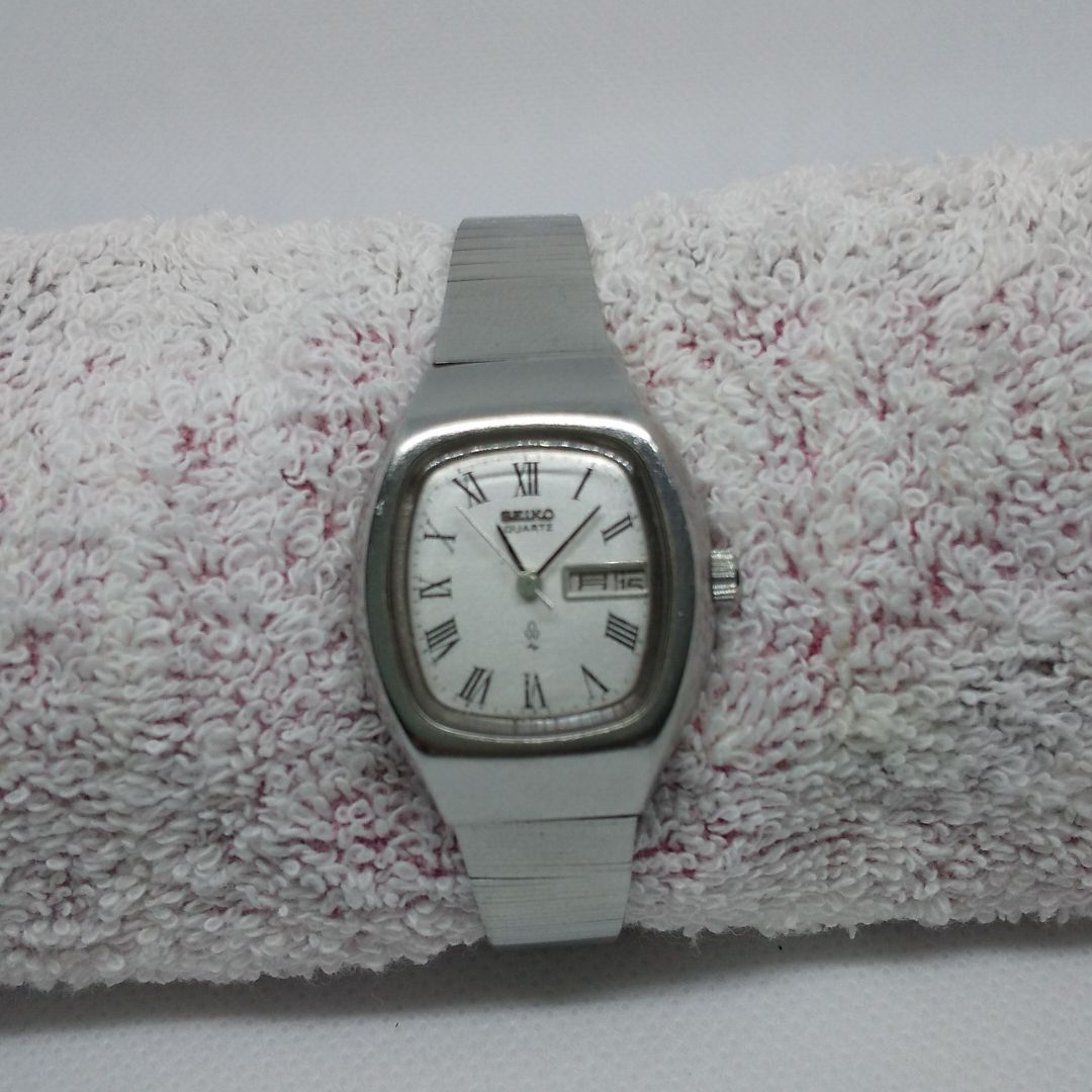 Seiko Analog Quartz Women