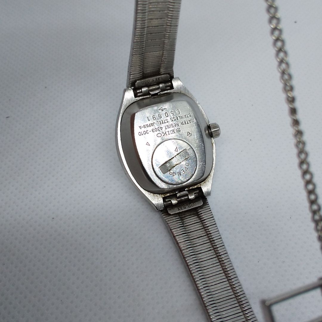 Seiko Analog Quartz Women