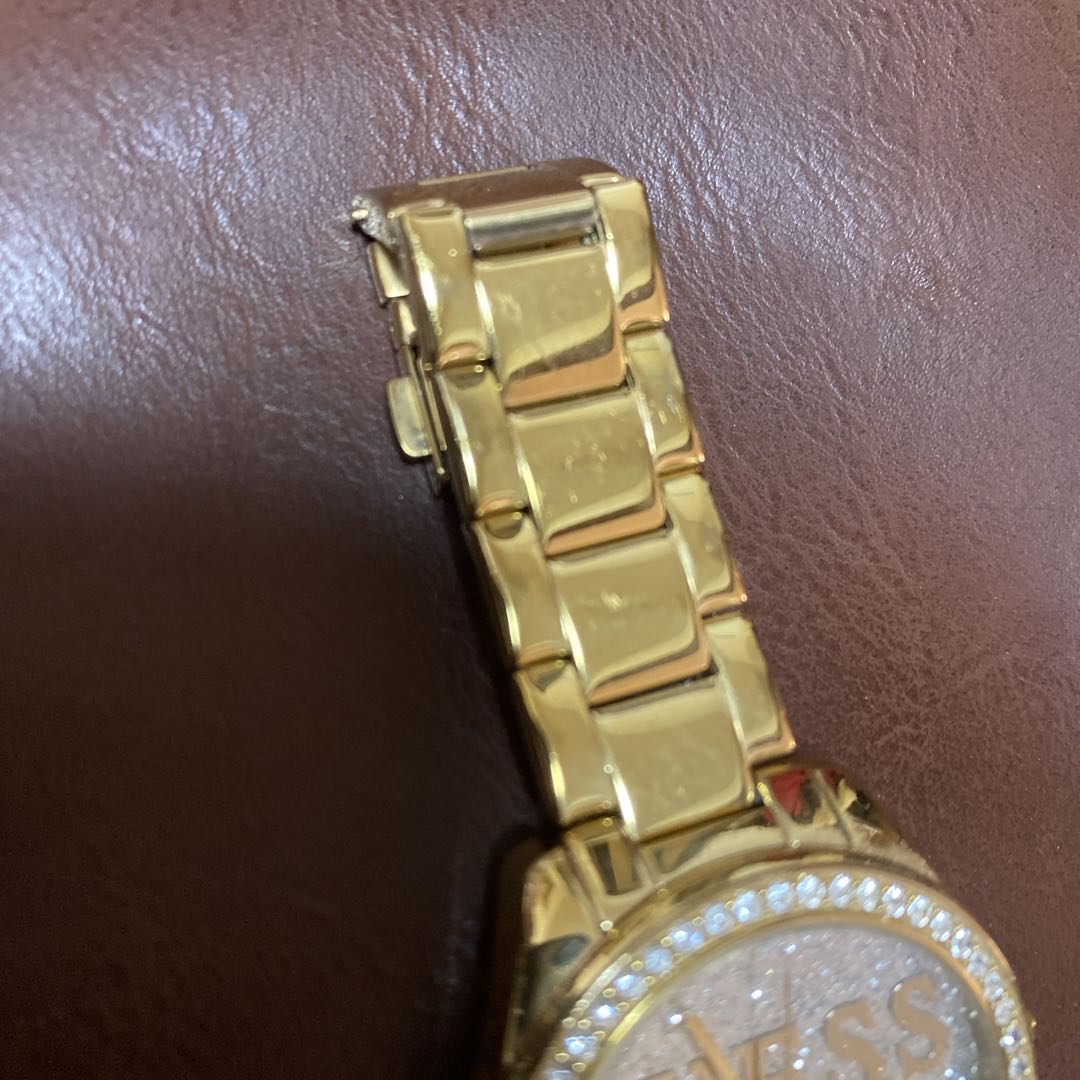 Guess Analog Quartz Women