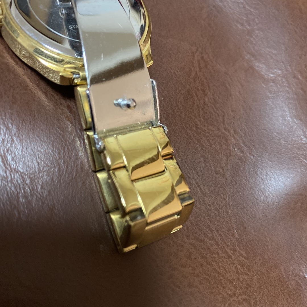 Guess Analog Quartz Women