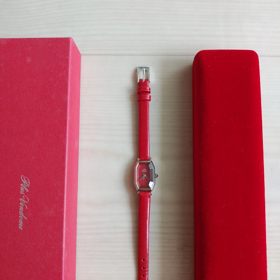 Vendome Aoyama Analog Quartz Women