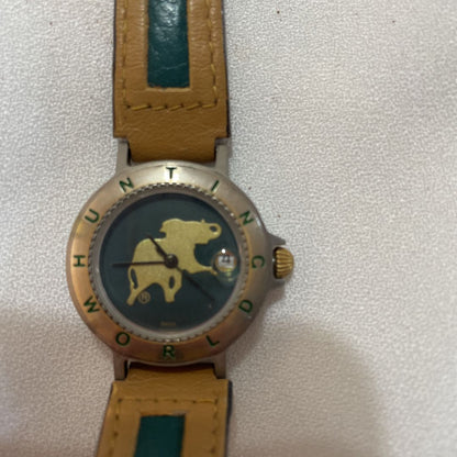 Hunting World Analog Quartz Women