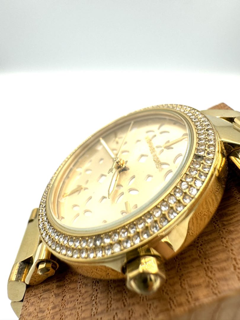 Michael Kors Analog Quartz Women Watch