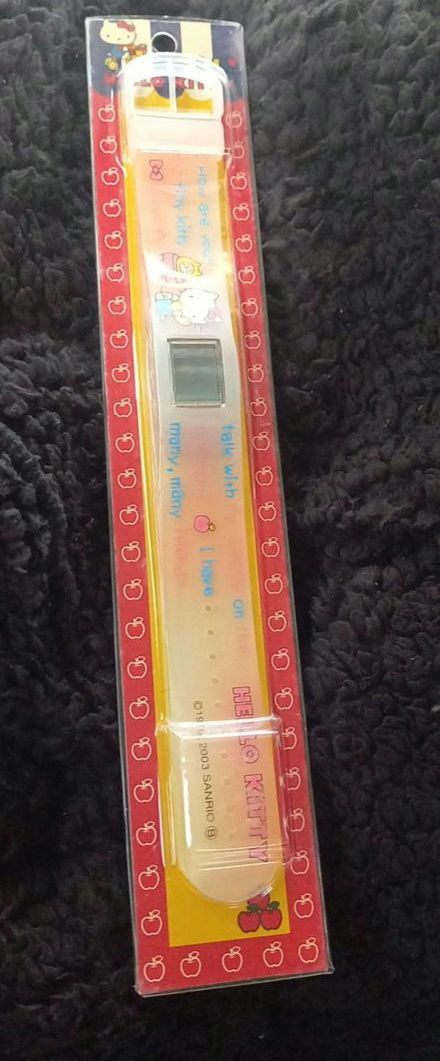Hello Kitty Digital Quartz Women