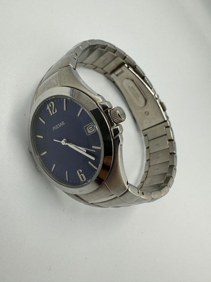 Pulsar Analog Quartz Men Watch Excellent Condition