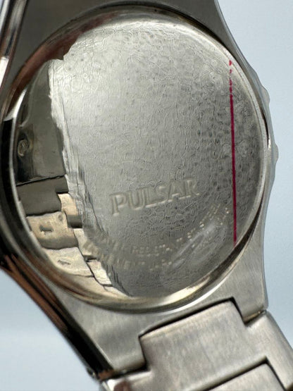 Pulsar Analog Quartz Men Watch Excellent Condition