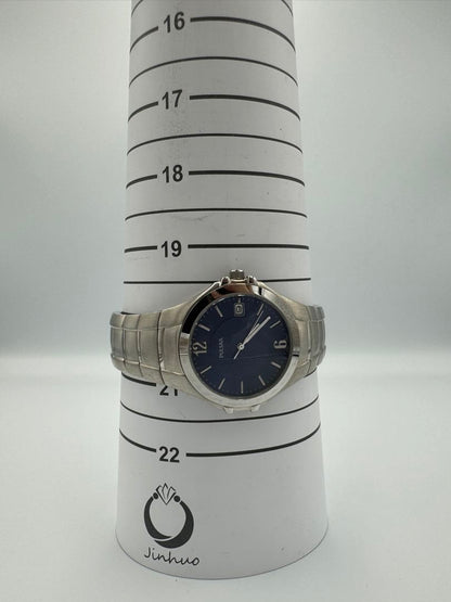 Pulsar Analog Quartz Men Watch Excellent Condition