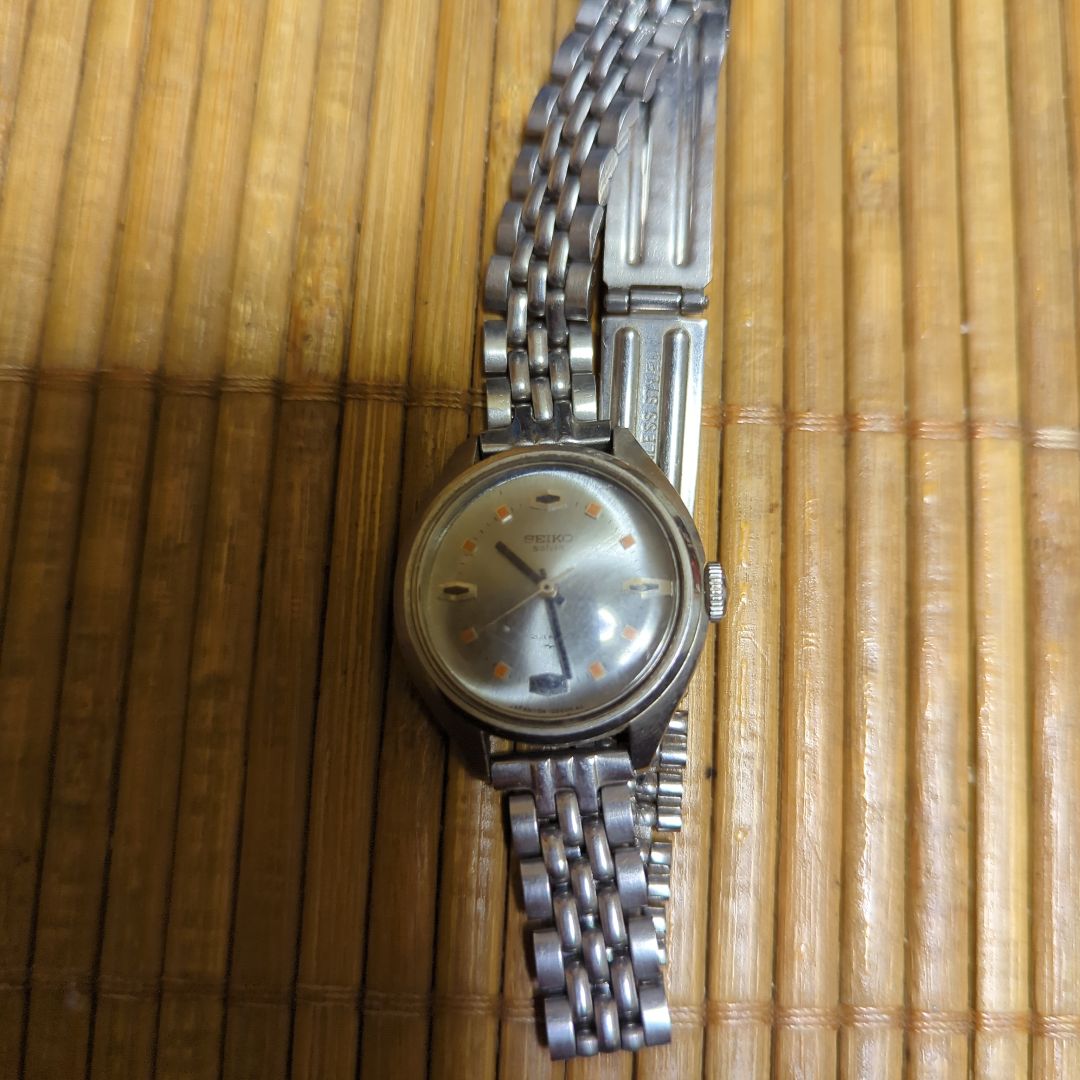 Seiko Analog Mechanical (Manual) Women