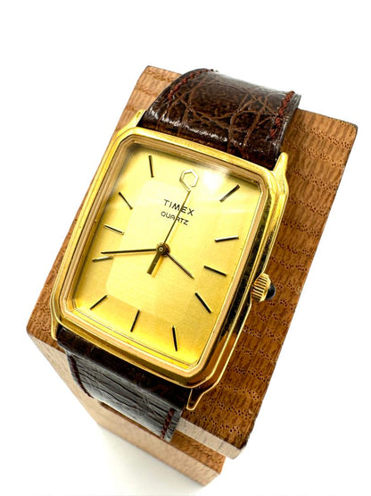 TIMEX Q Quartz Watch FOR PARTS