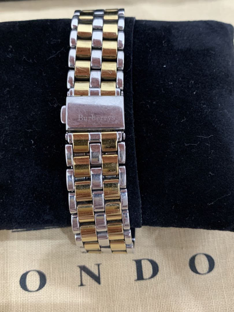 BURBERRY 5530-F52321 Analog Quartz Women