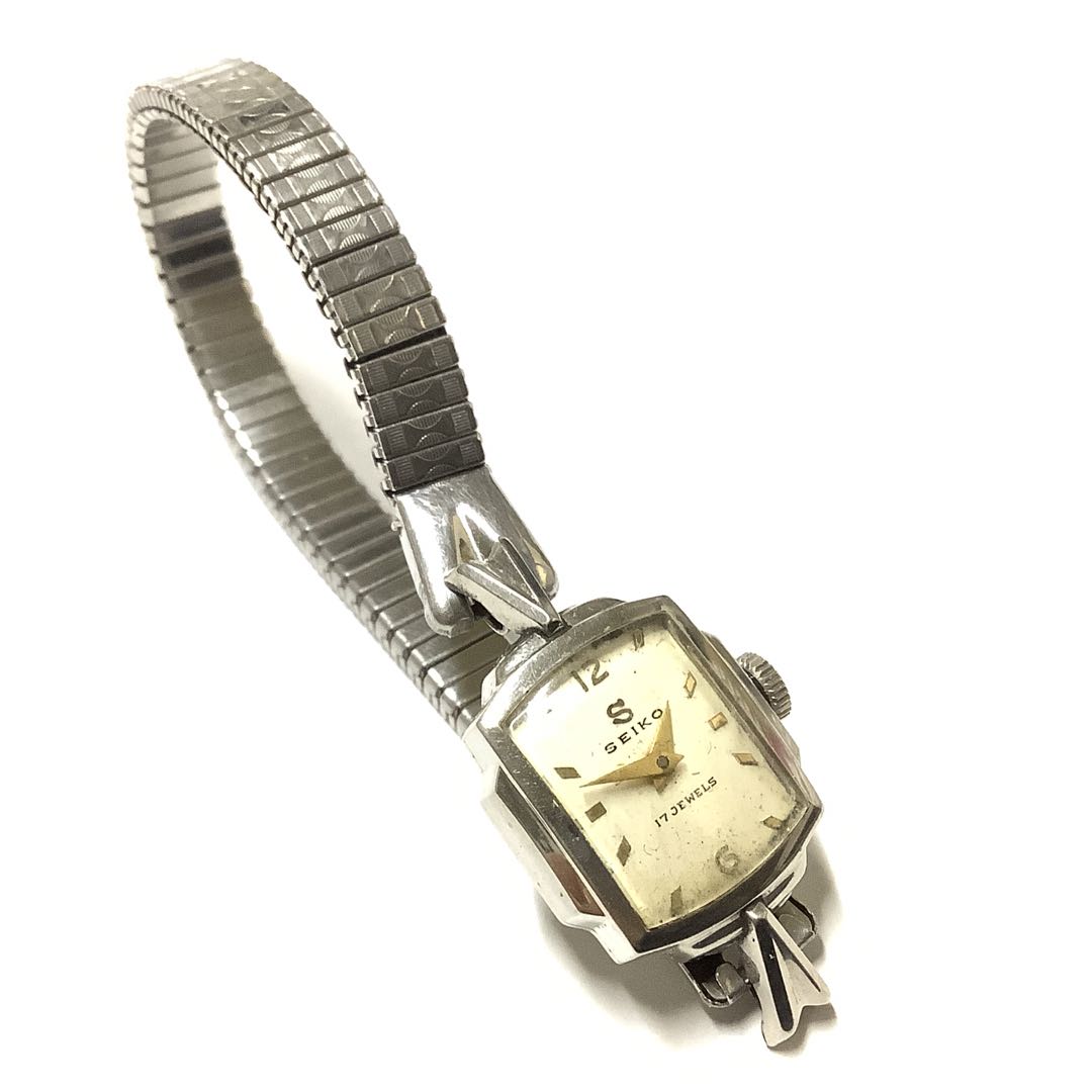 Seiko Analog Mechanical (Manual) Women