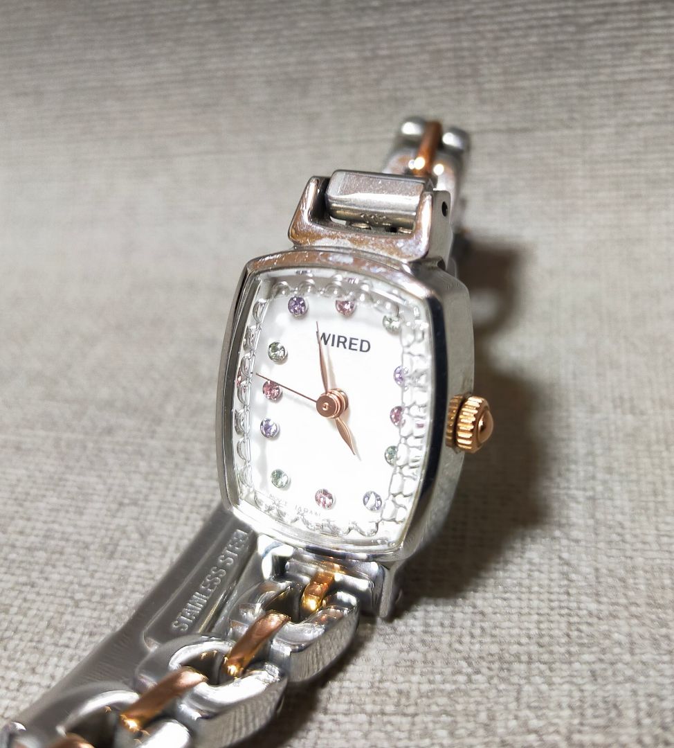 WIRED Analog Quartz Women