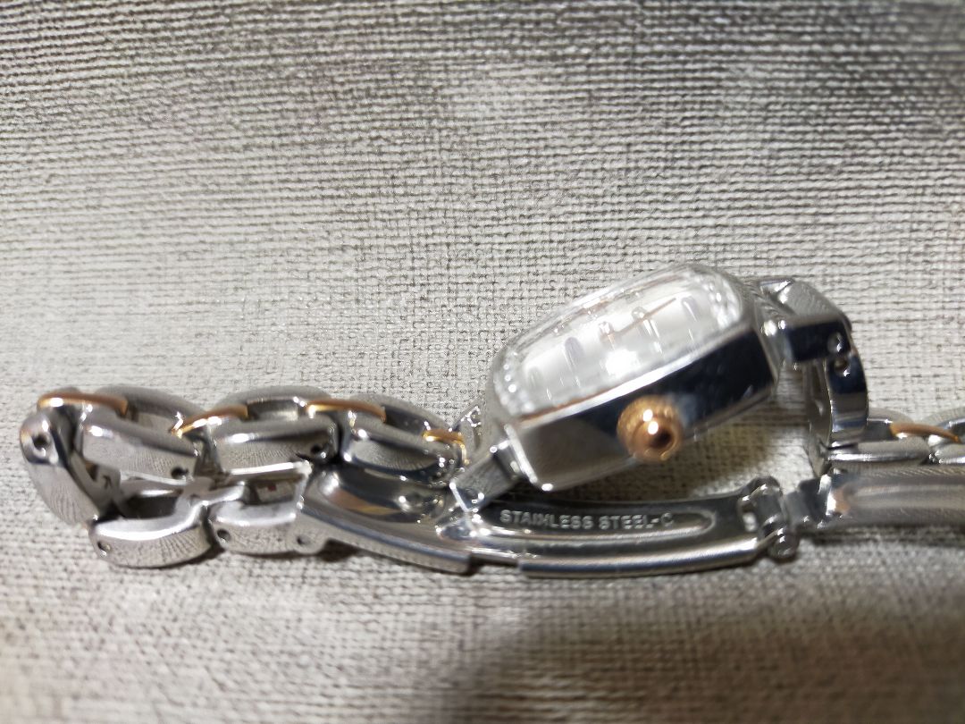 WIRED Analog Quartz Women