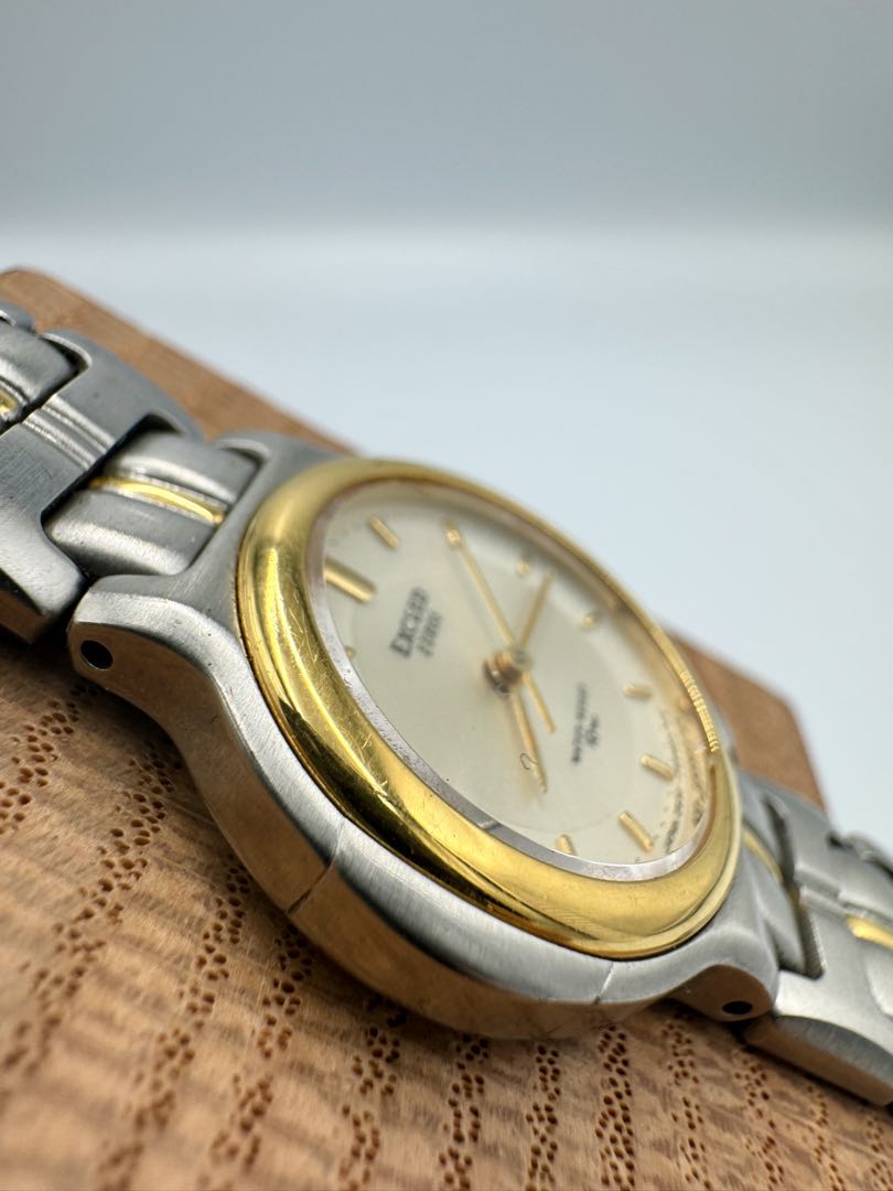 Citizen exceed euros 0 Analog Quartz Women